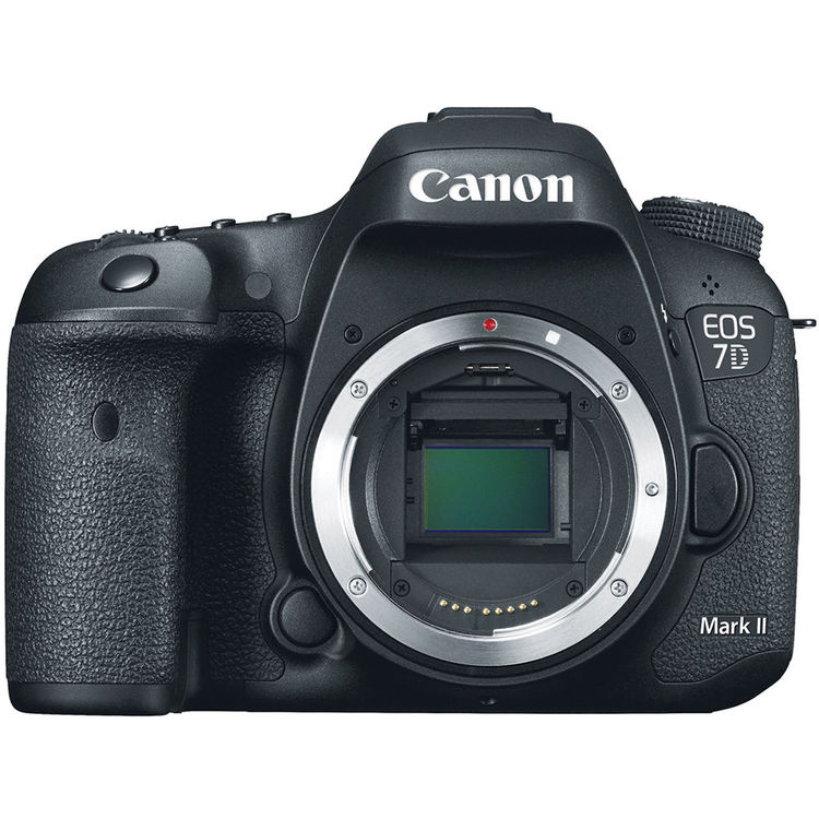 Canon EOS 7D Mark II DSLR Camera with 18-135mm f/3.5-5.6 STM Lens
