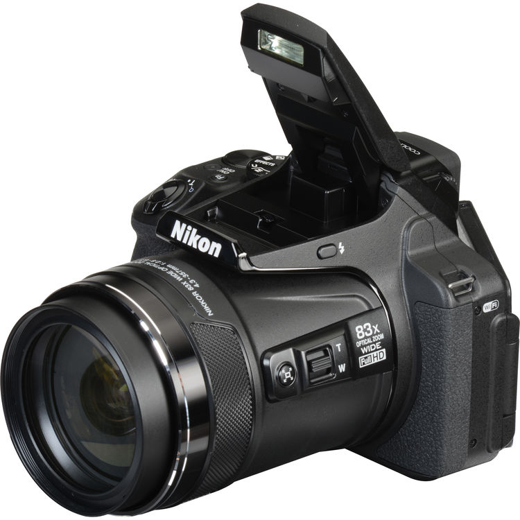 Nikon COOLPIX P900 Digital Camera